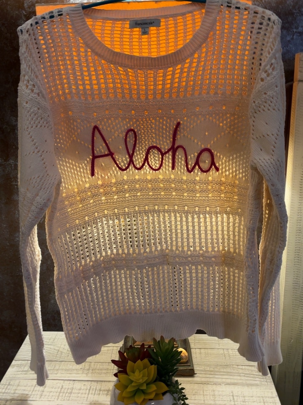 Francesca's Collections Open-Knit 'Aloha' Sweater with Pink Script ~ Size Large - Picture 2 of 2